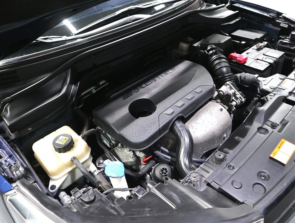 Ssangyong Tivoli - Vista 6