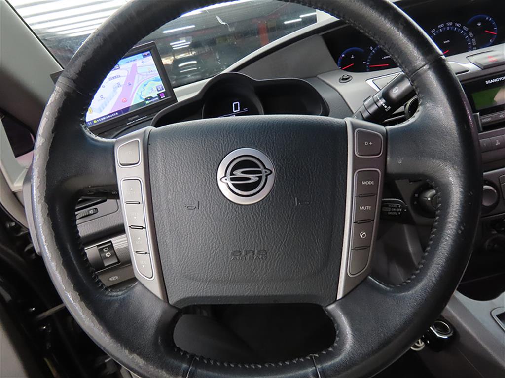 Ssangyong Korando - Vista 8