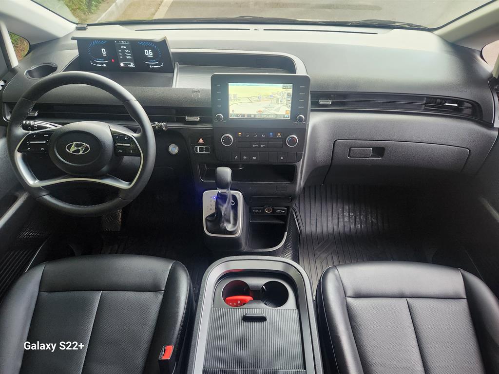 HYUNDAI Staria - Vista 7