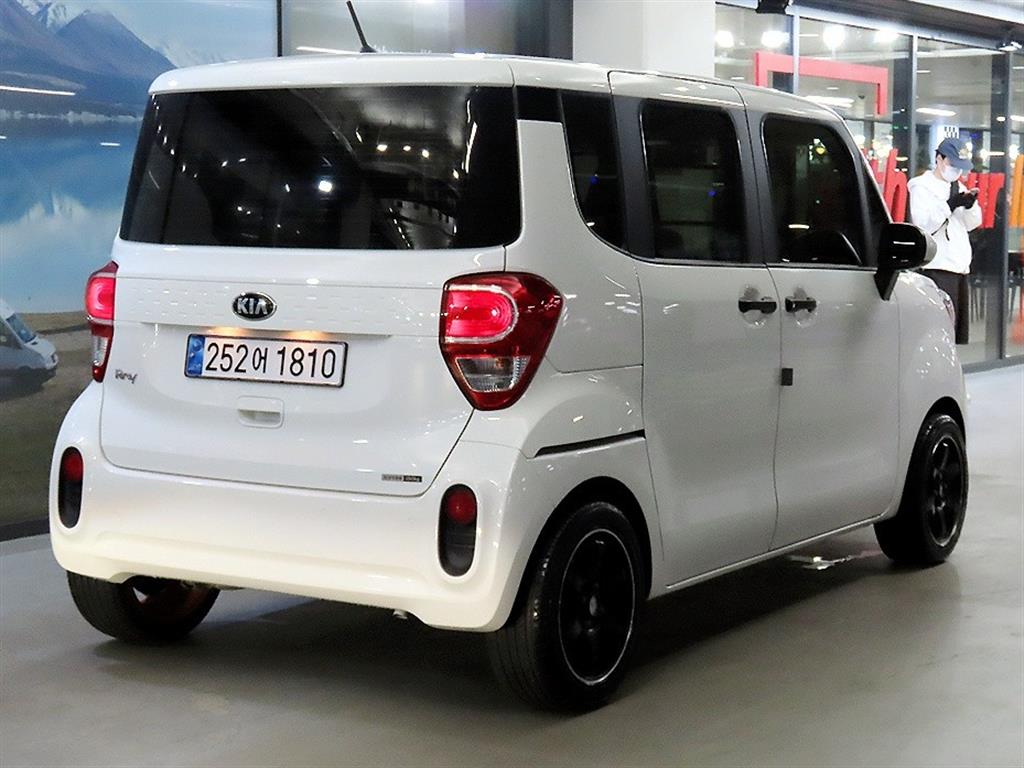 KIA Ray - Vista 4