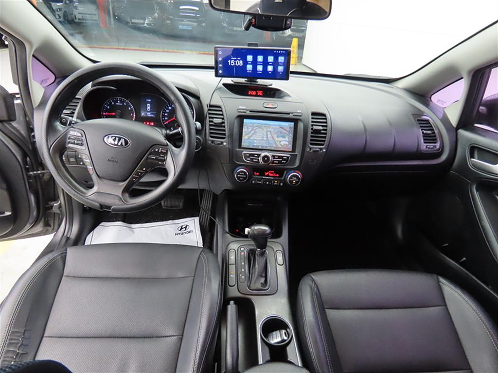KIA K3 - Vista 7
