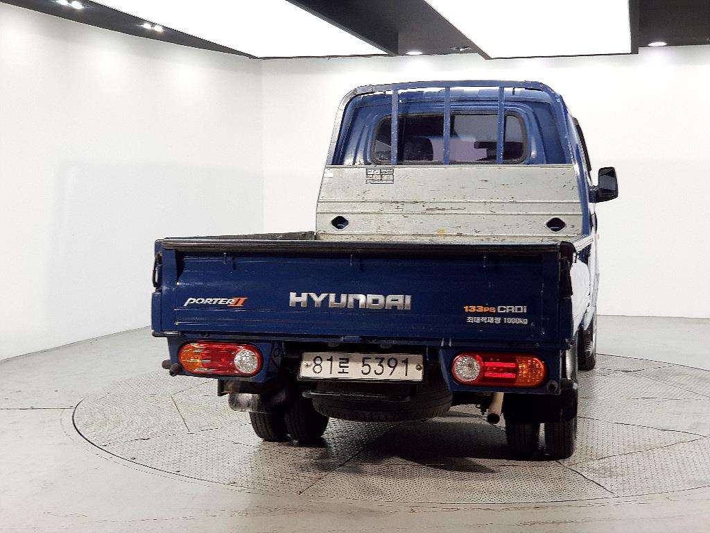 Small Truck Cargo (small) - Vista 3