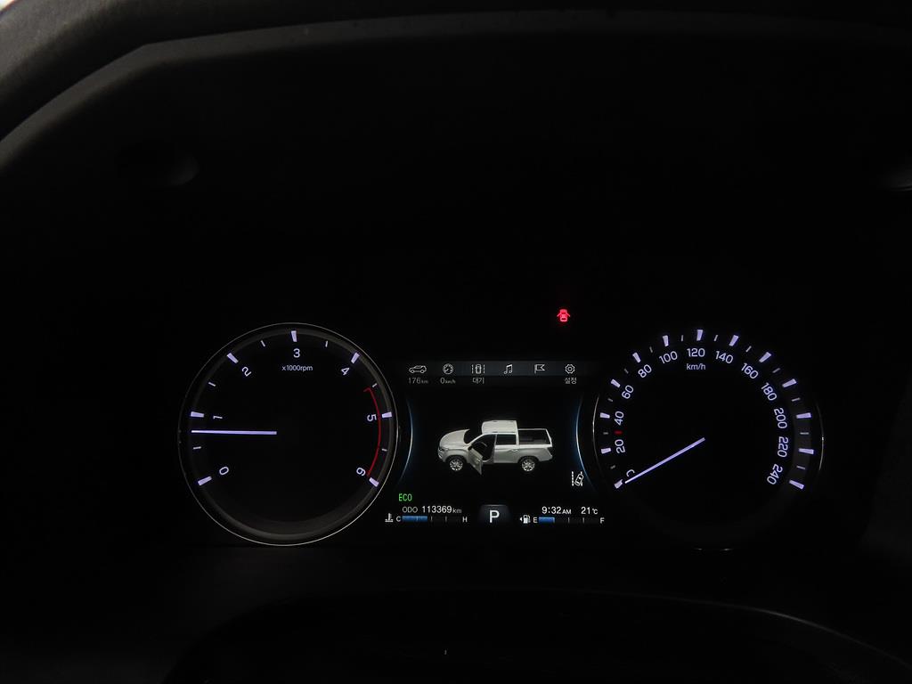 Ssangyong Rexton - Vista 9