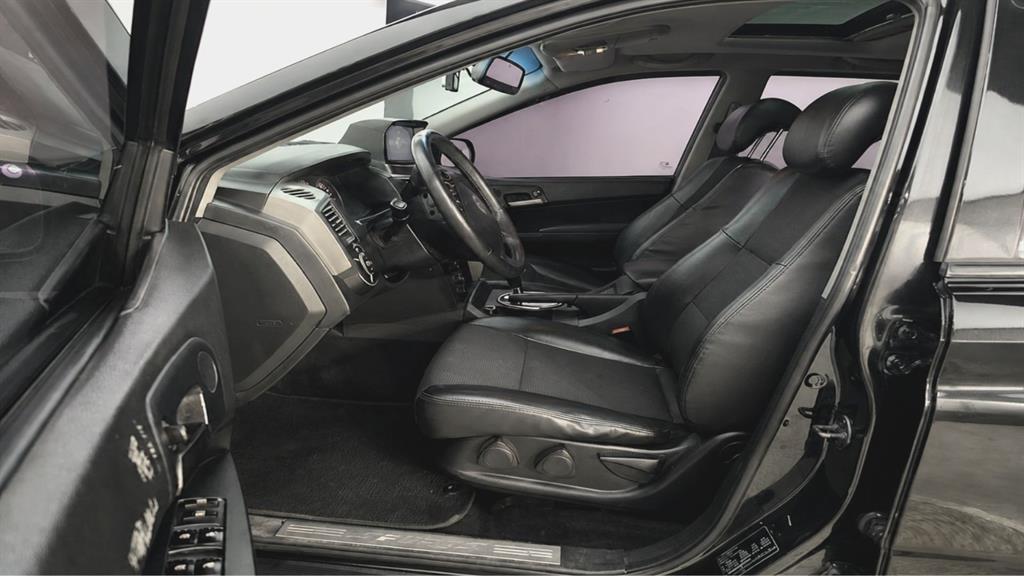 Ssangyong Korando - Vista 12