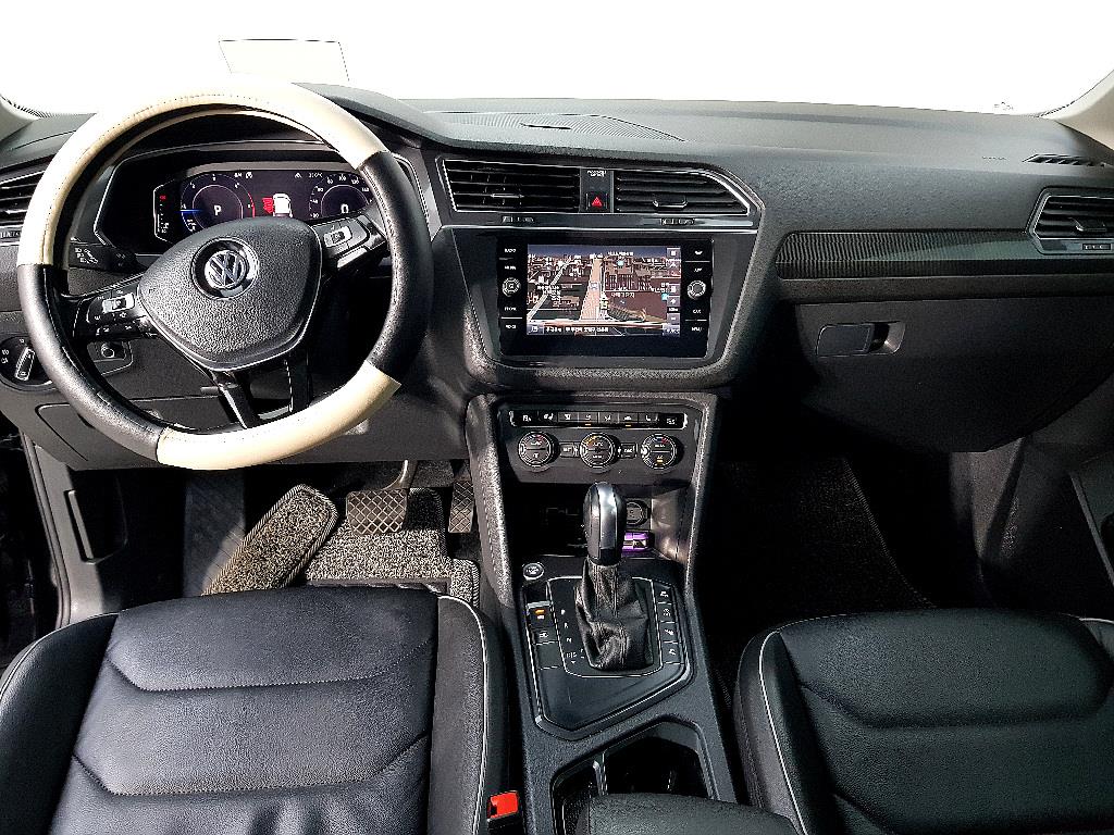 Volkswagen Tiguan - Vista 5