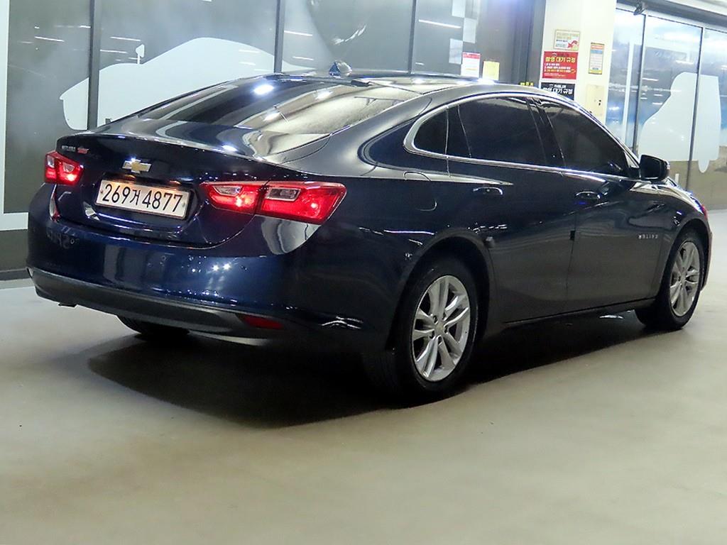 Chevrolet Malibu - Vista 4