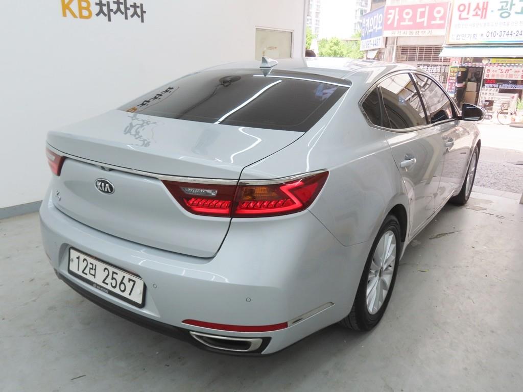 KIA K7 - Vista 3