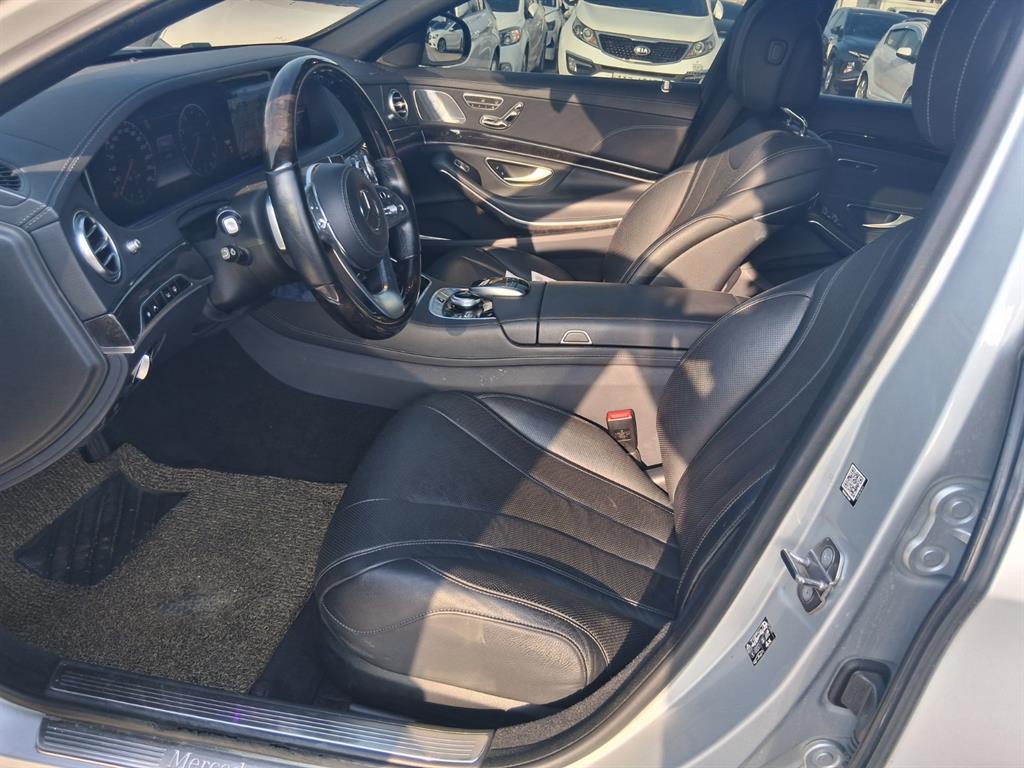 Mercedes Benz S Class - Vista 5