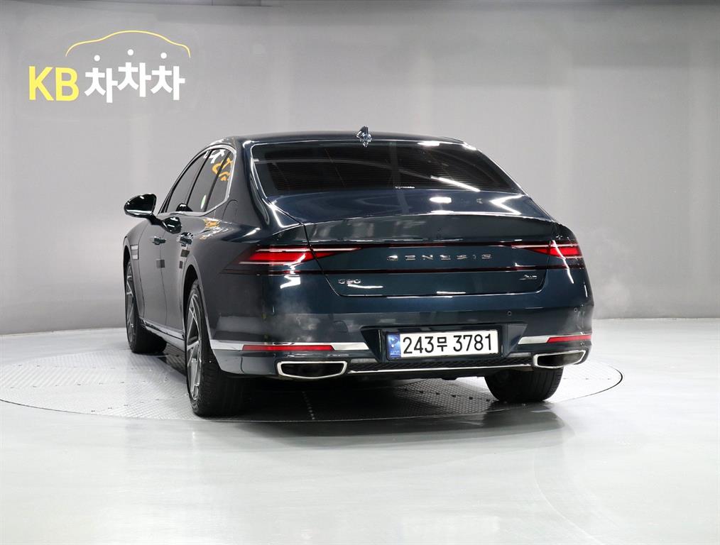 Genesis G90 - Vista 4