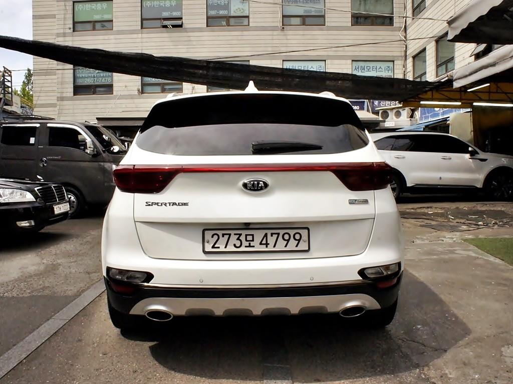 KIA Sportage - Vista 5