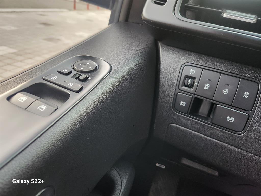 HYUNDAI Staria 2022 Plateado - Importación desde Corea - HF Imports Iquique - Foto 15
