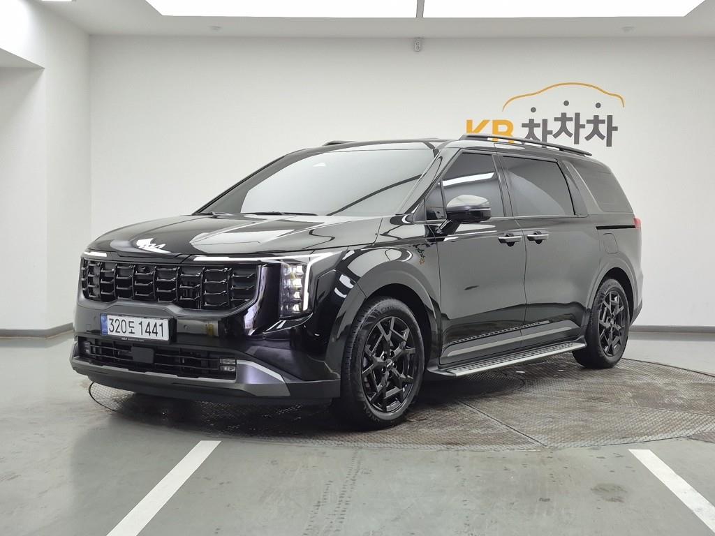 KIA Carnival 2025 Negro - Importación desde Corea - HF Imports Iquique - Foto 1
