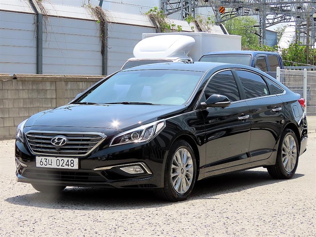 HYUNDAI Sonata - Vista 2