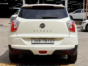 Ssangyong Tivoli - Vista 6