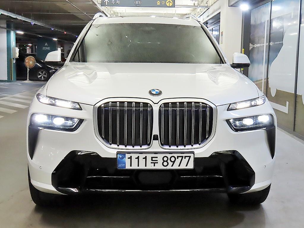 BMW X7 - Vista 2