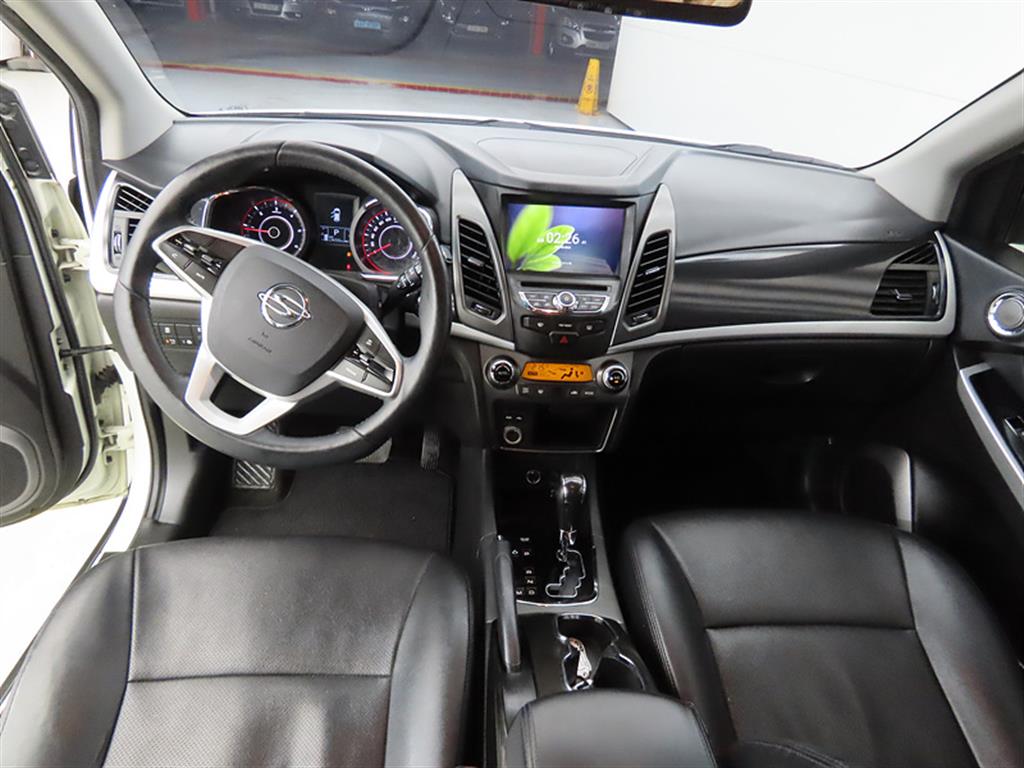 Ssangyong Korando - Vista 7
