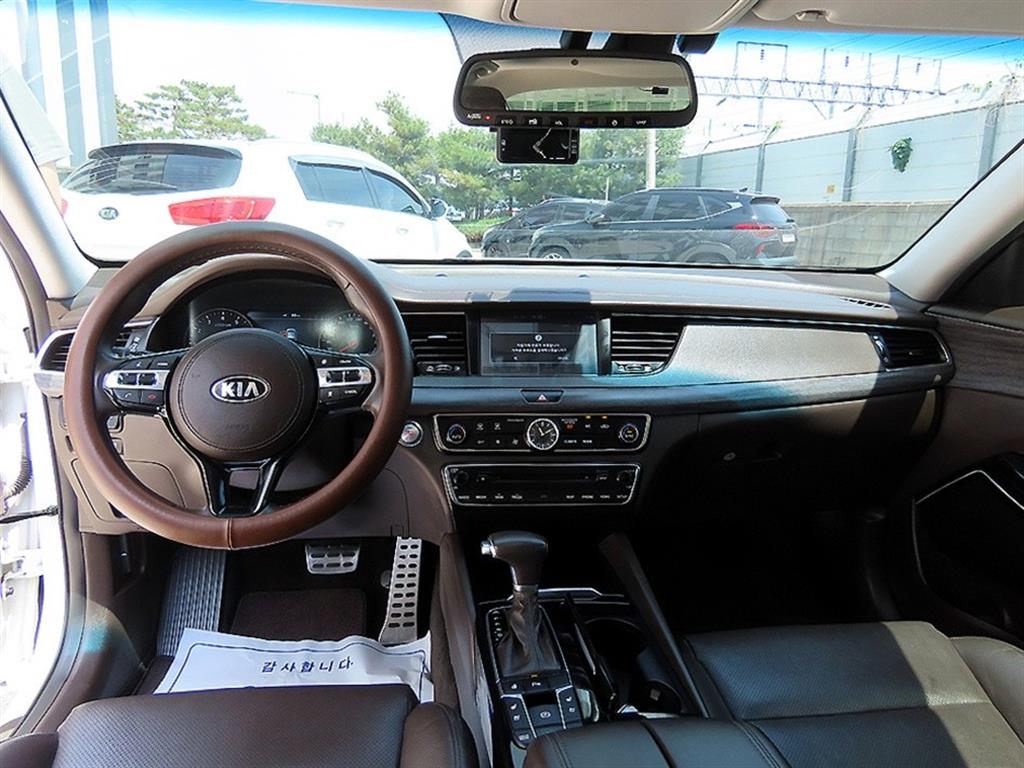 KIA K7 - Vista 7