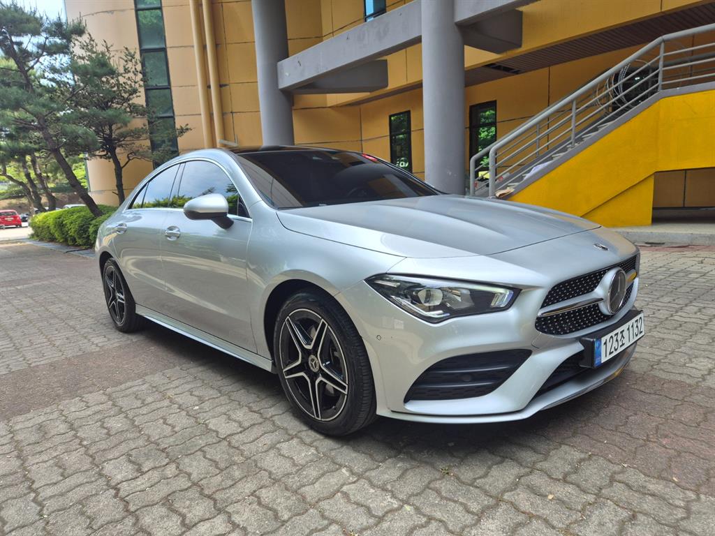 Mercedes Benz CLA Class - Vista 3