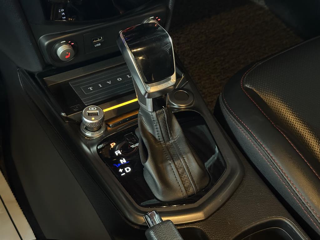 Ssangyong Tivoli 2019 Plateado - Importación desde Corea - HF Imports Iquique - Foto 16