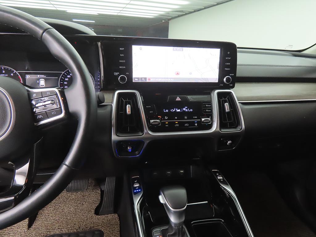 KIA Sorento - Vista 10