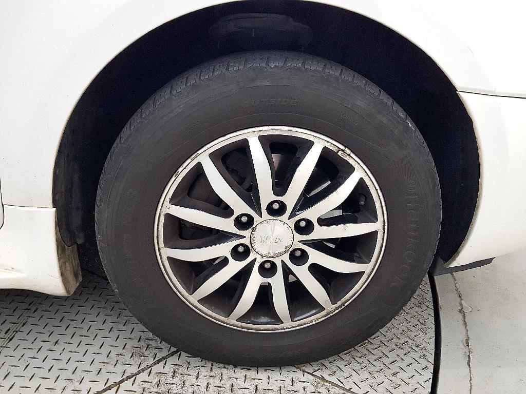 KIA Carnival 2012 Blanco - Importación desde Corea - HF Imports Iquique - Foto 20