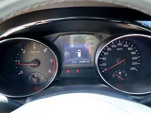 KIA Carnival - Vista 12