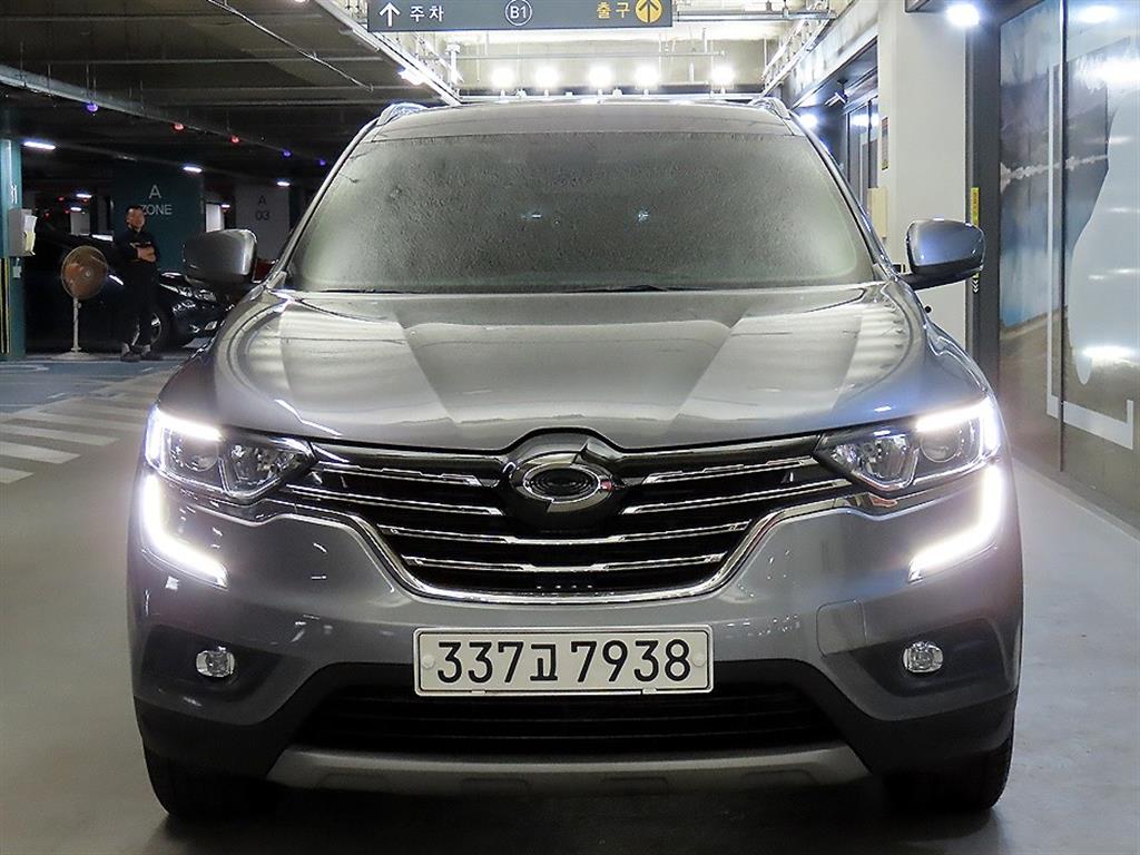 SAMSUNG QM6 - Vista 2