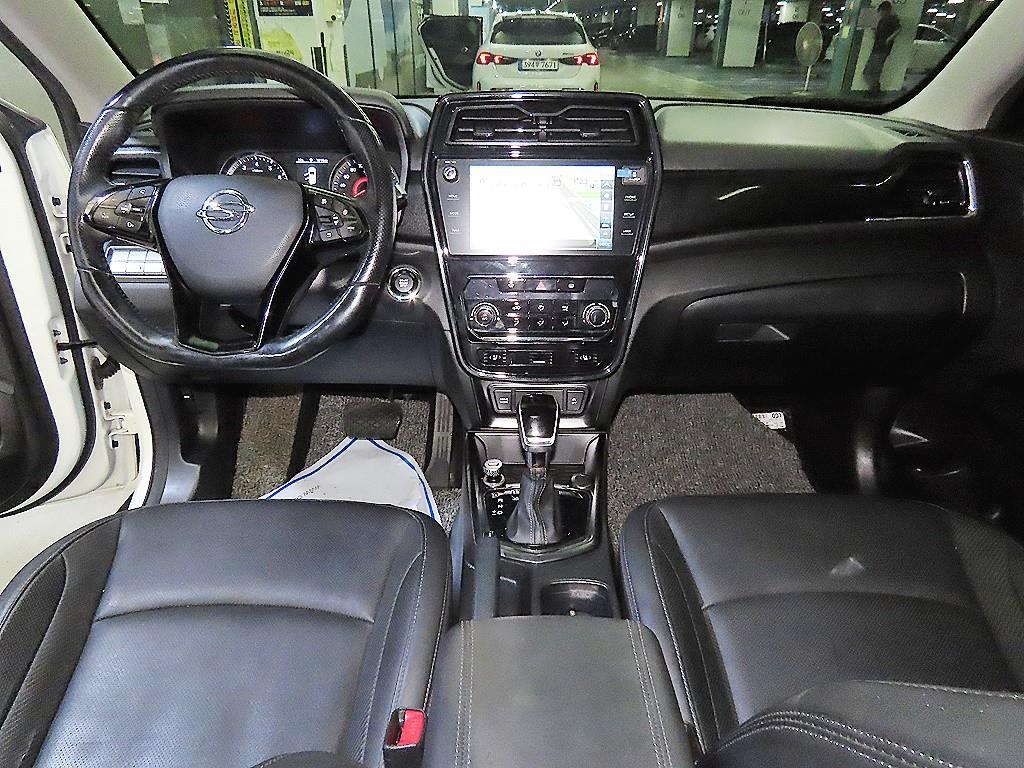 Ssangyong Tivoli - Vista 10