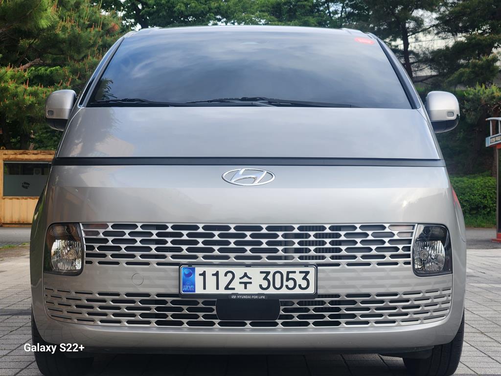 HYUNDAI Staria - Vista 3