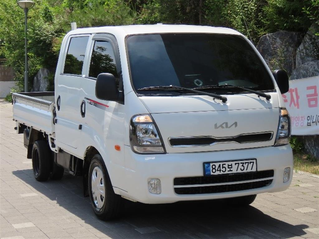 Small Truck Cargo (small) - Vista 3