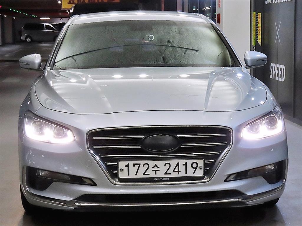HYUNDAI Grandeur - Vista 2