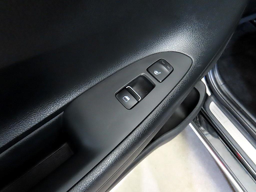 HYUNDAI Grandeur 2019 Negro - Importación desde Corea - HF Imports Iquique - Foto 17