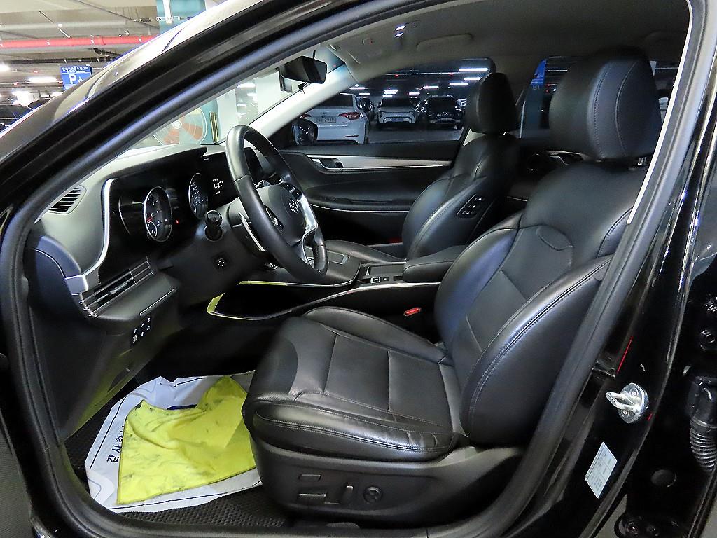 HYUNDAI Grandeur - Vista 6