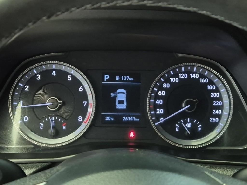HYUNDAI Sonata - Vista 6
