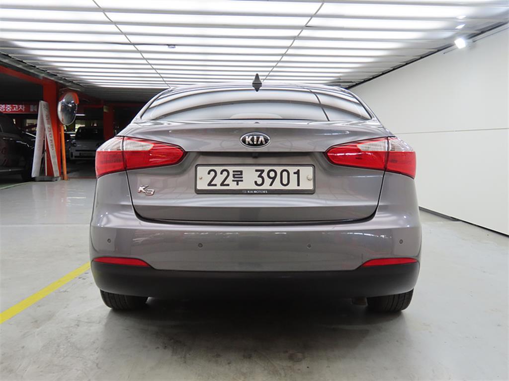 KIA K3 - Vista 3