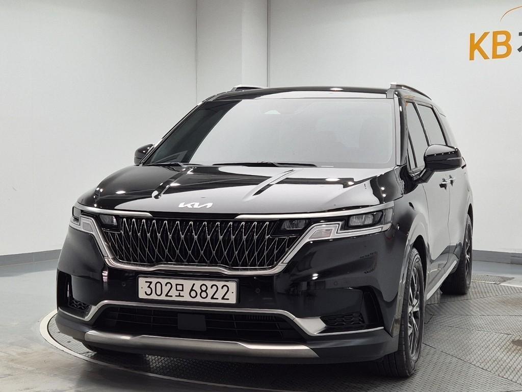 KIA Carnival 2023 Negro - Importación desde Corea - HF Imports Iquique - Foto 1