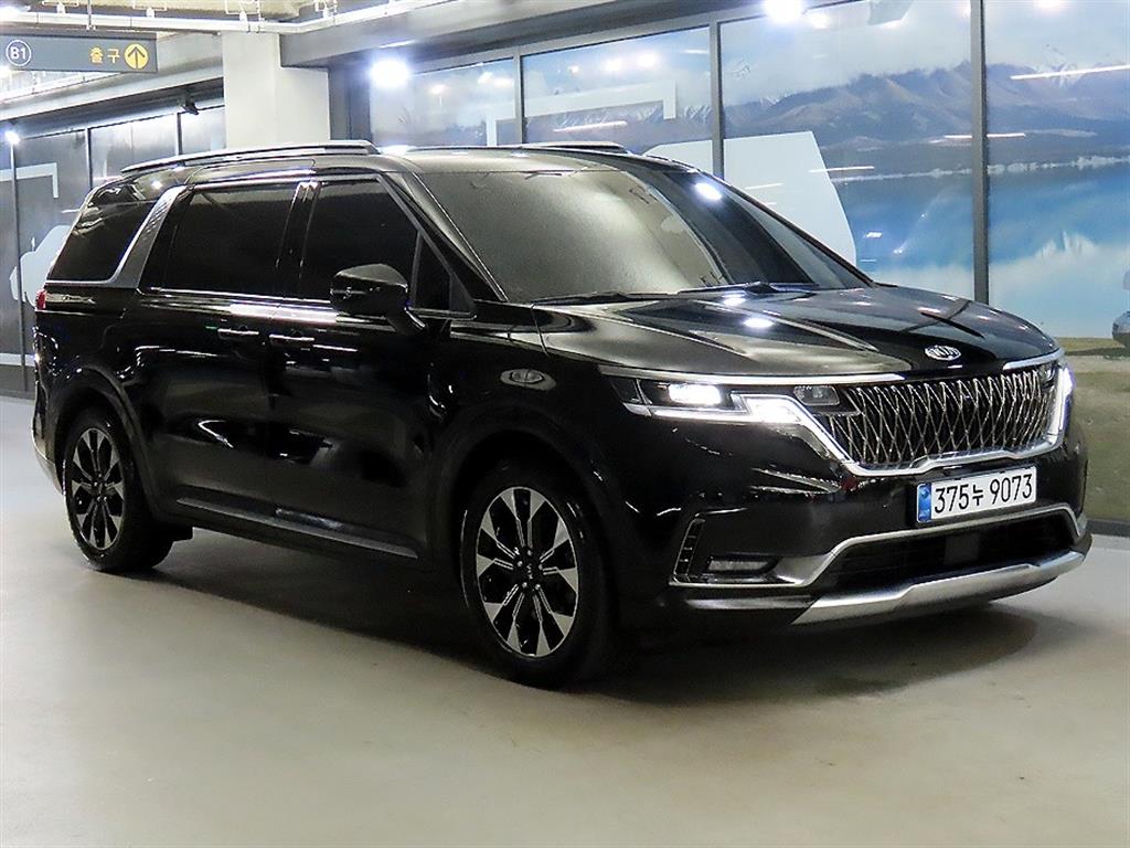KIA Carnival 2021 Negro - Importación desde Corea - HF Imports Iquique - Foto 1