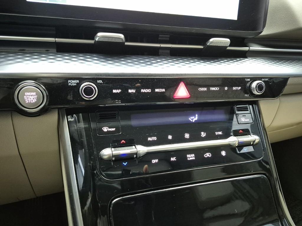 KIA Carnival - Vista 10