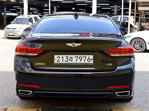 HYUNDAI Genesis - Vista 6