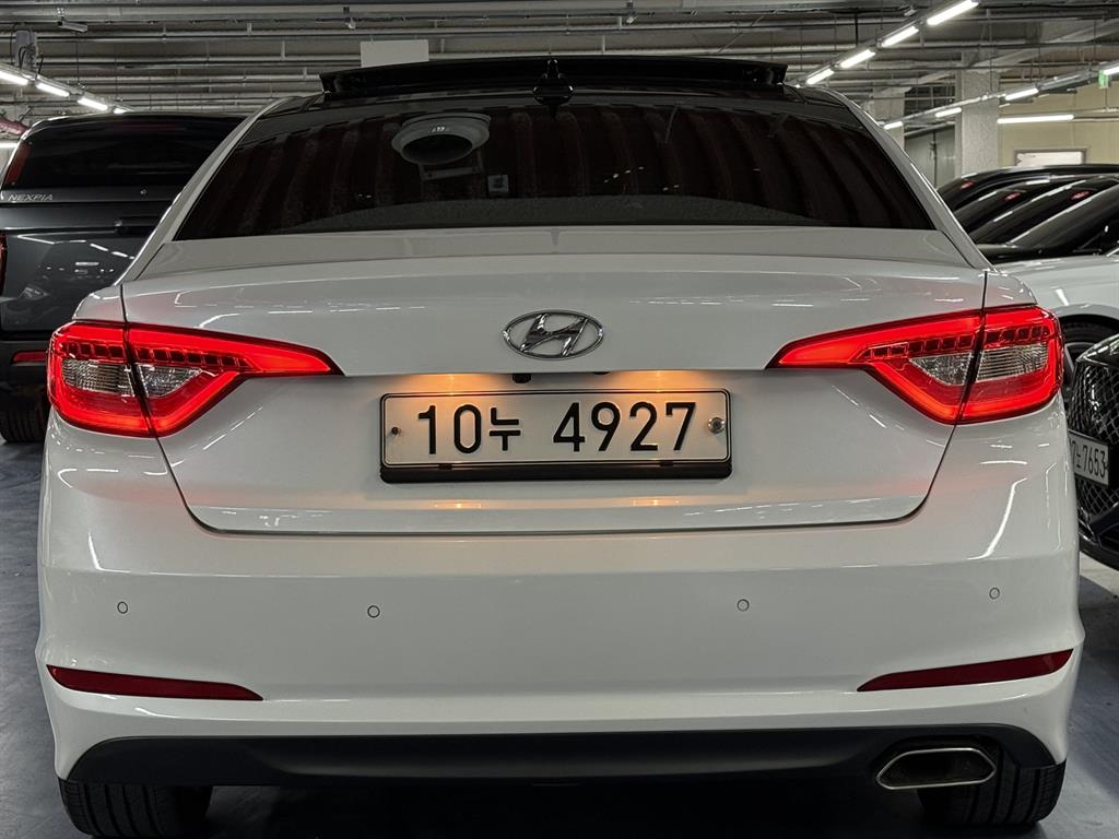 HYUNDAI Sonata - Vista 4