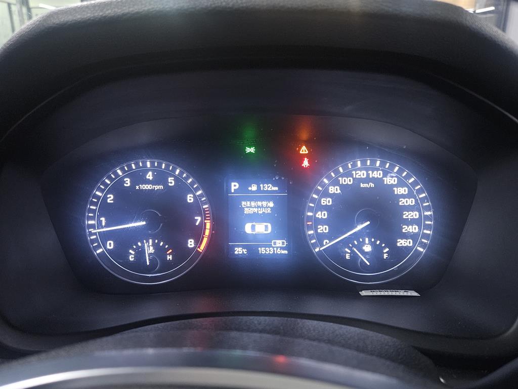 HYUNDAI Sonata - Vista 3
