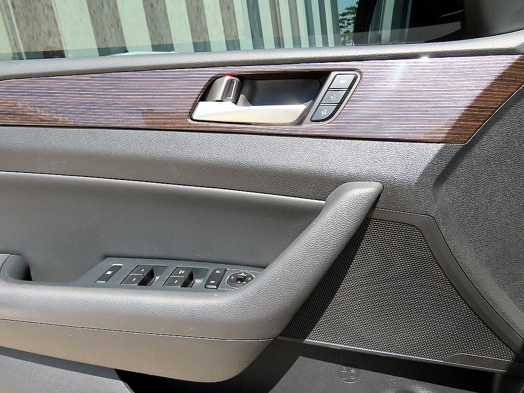 HYUNDAI Sonata - Vista 11