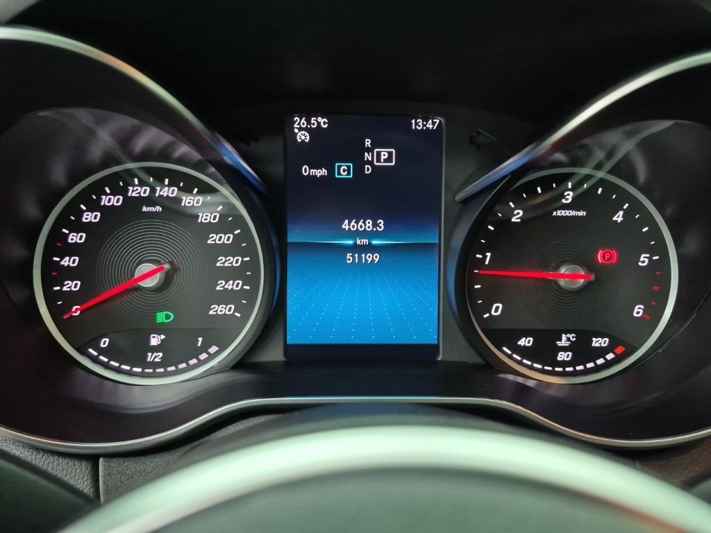 Mercedes Benz C Class - Vista 7