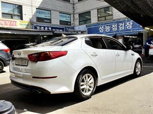 KIA K5 - Vista 8