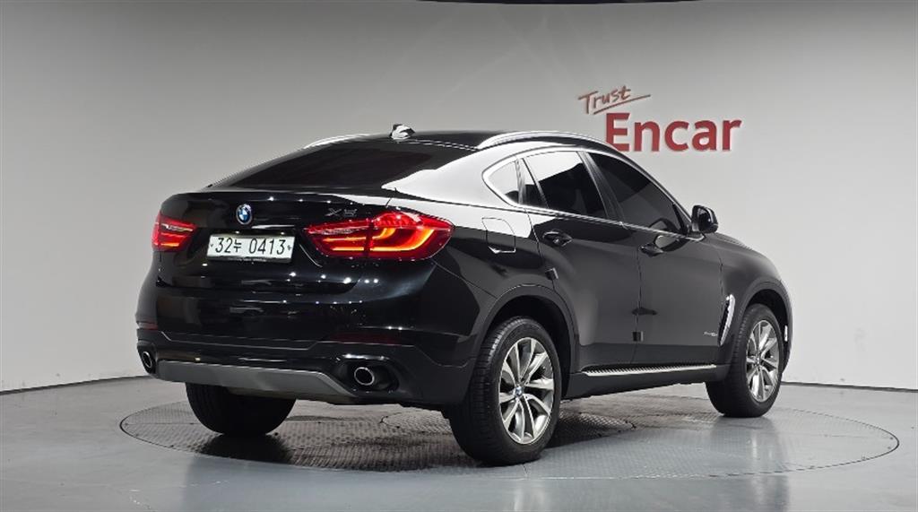 BMW X6 - Vista 2