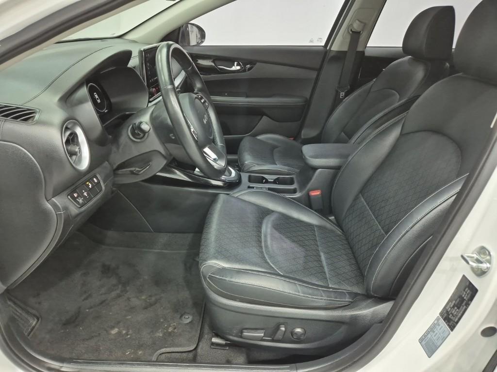 KIA K3 - Vista 12