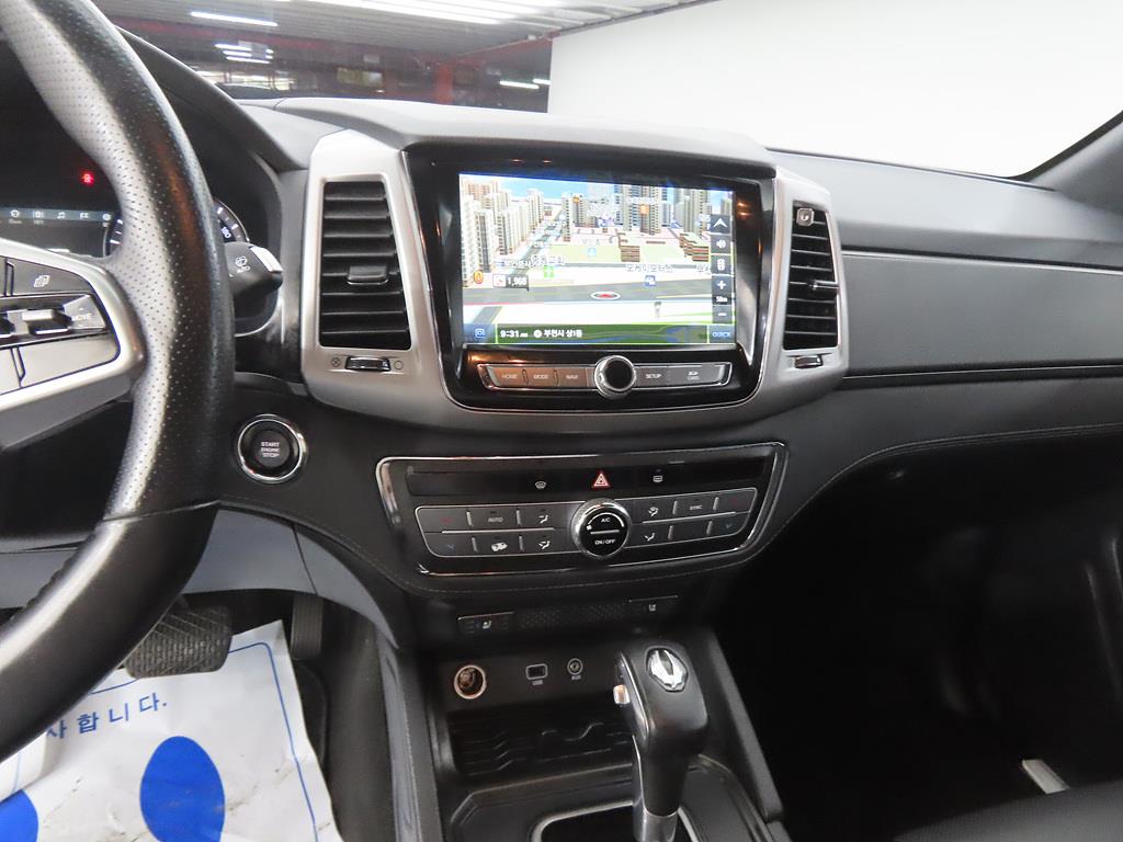 Ssangyong Rexton - Vista 10