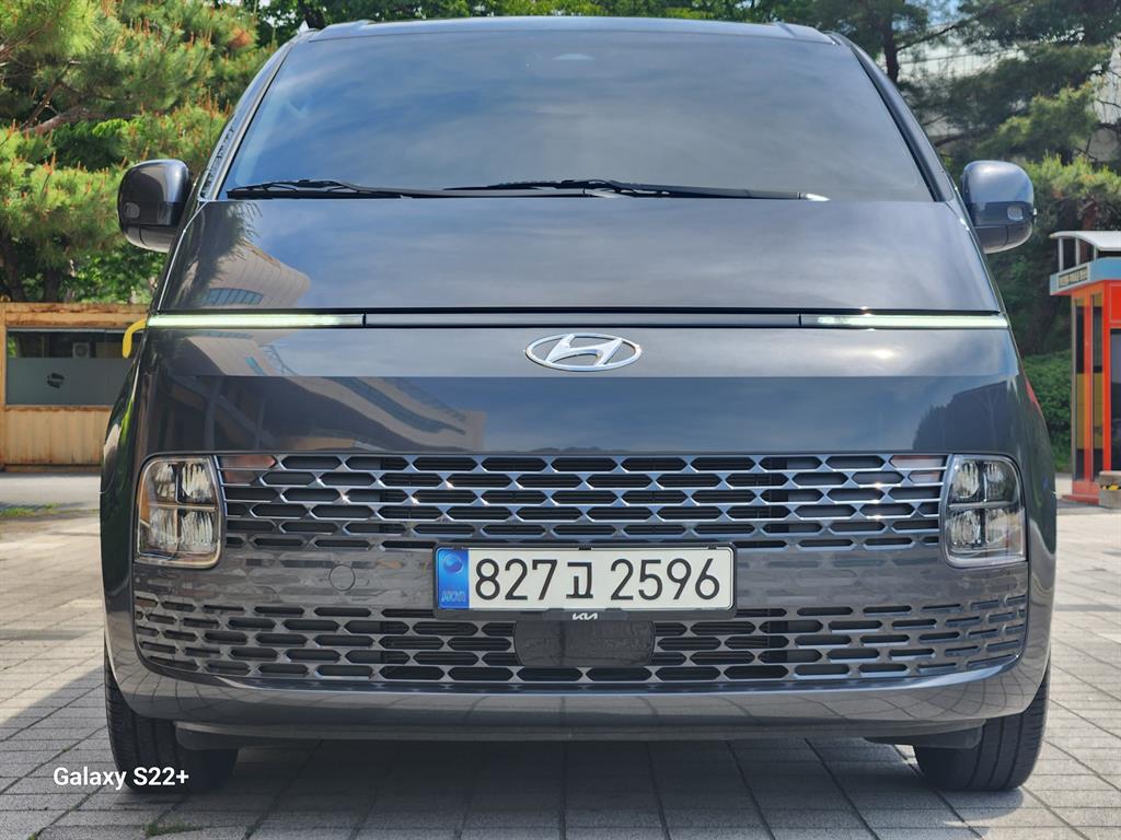 HYUNDAI Staria - Vista 3