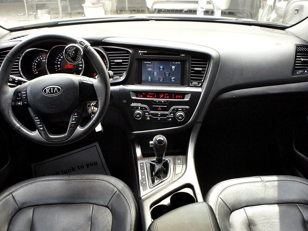 KIA K5 - Vista 9