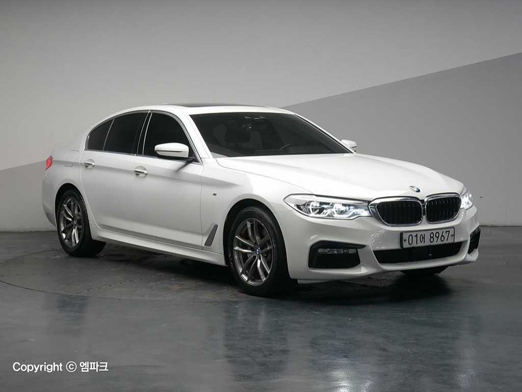 BMW 5 Series - Vista 4